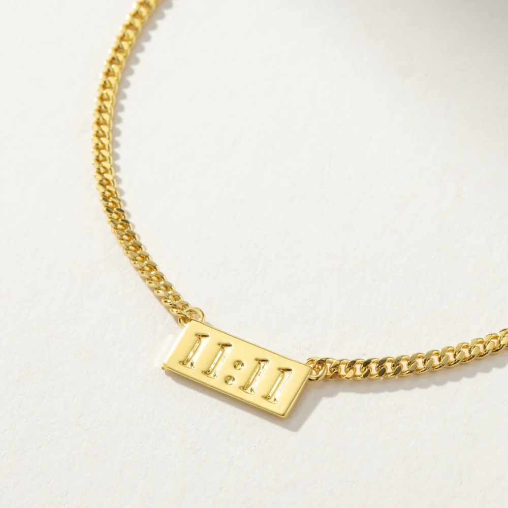 Uncommon James 11:11 gold pendant - Picture 4 of 4